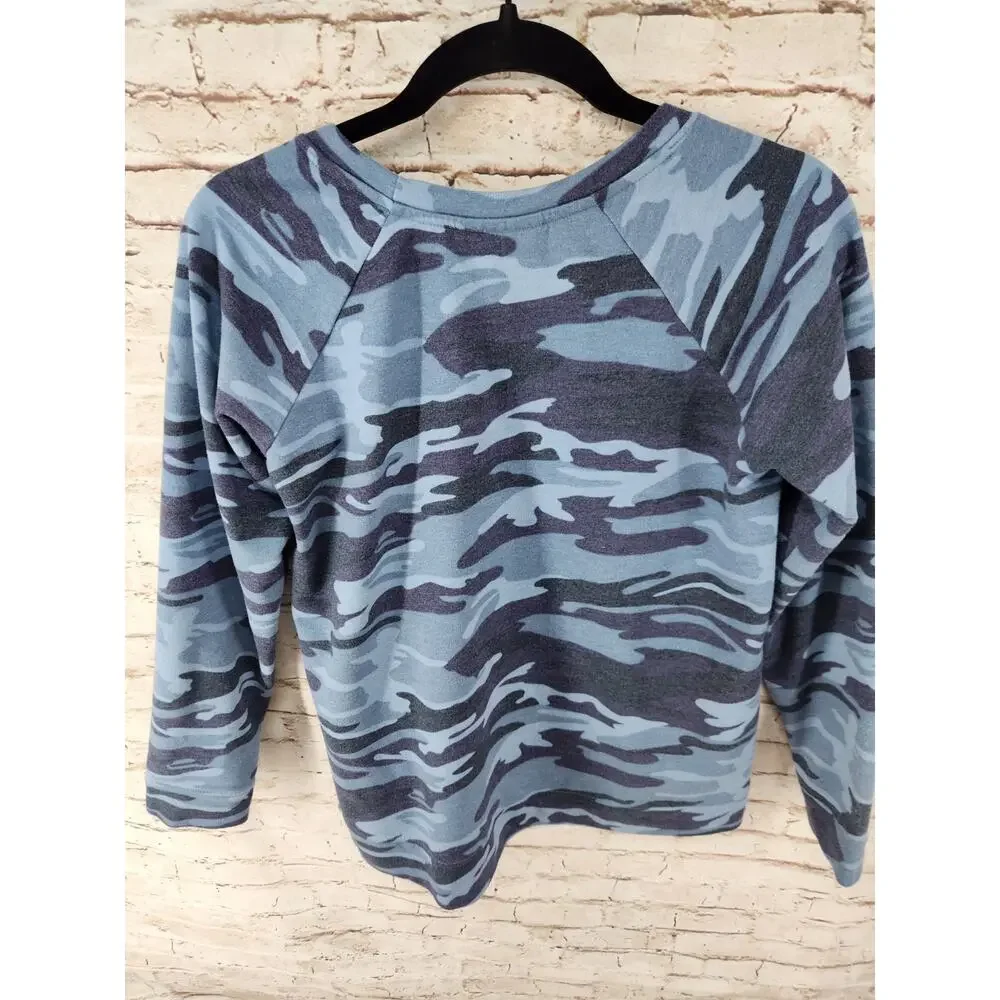 New Herizon Brand Size Large Blue Camo Pullover Top Long Sleeve - Picture 3 of 3